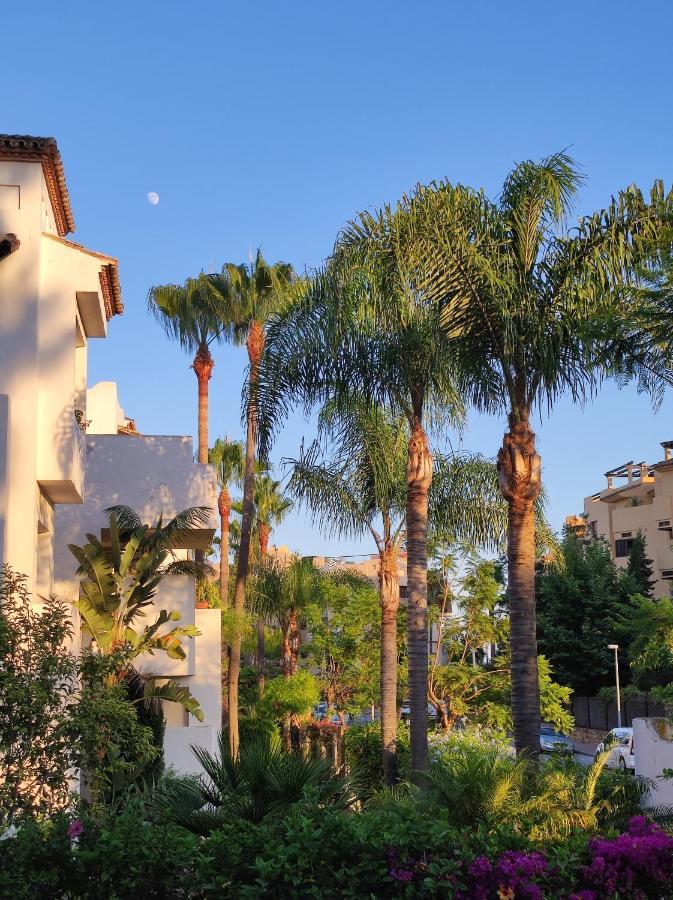Costalita On The Beach - 3 Bedroom Cosy Apartment Estepona Exterior photo